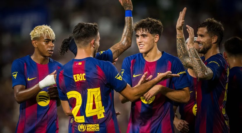 Barcelona jo vetëm një makineri golash  barazon rekordin  Bën  tetë nga tetë  në La Liga  si në sezonin 2013 2014
