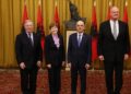 “Mundësi bashkëpunimi në shumë fusha”- Presidenti Begaj dekoron dy senatorët amerikanë me “Urdhrin e Shqiponjës”: Aleanca jonë, më e fortë se kurrë!