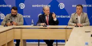 Berisha: Kjo është revolta më e fuqishme studentore, mbi 50 qytetarë dhe studentë të plagosur!