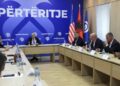 “S’e di se si mund të bllokohet me 83 mandate!”- Berisha mati ‘pulsin’ e aleatëve, por ata ia thanë kritikat në sy! Replikat e forta në selinë blu për bojkotin, protestat e reformën