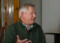 “Dhuna në protesta është joproduktive!”- Historiani Bernd Fischer: Korrupsioni dhe pakënaqësia popullore janë probleme serioze!