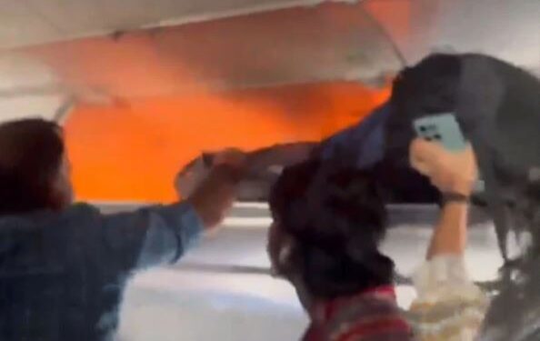 Përfshihet nga flakët powerbank-u në kabinën e bagazheve, aeroplani në Indi bën ulje emergjente (VIDEO) -