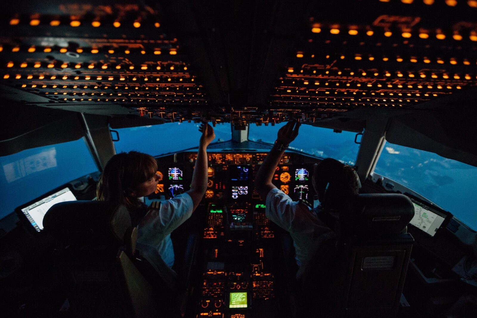 Raporti alarmues  3 në 4 pilotë në Europë i zë gjumi gjatë fluturimit