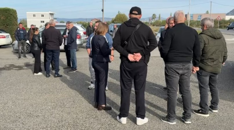 Demokratët e Lezhës  Shkodrës dhe Fierit i bashkohen protestës së PD së në Tiranë