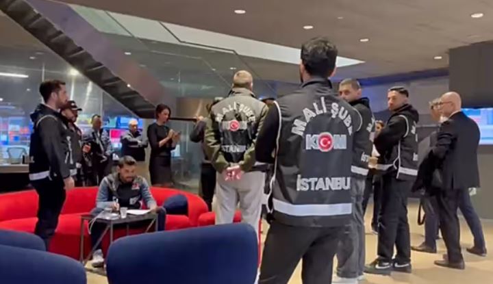 Policia turke operacion në një media  ndërpritet transmetimi  11 të arrestuar