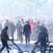 “Brez TikTok-u që nuk lidhin dot 7 fjalë bashkë” / Rama sulmon protestuesit e dhunshëm: Qenie të verbra e pa shkollë!