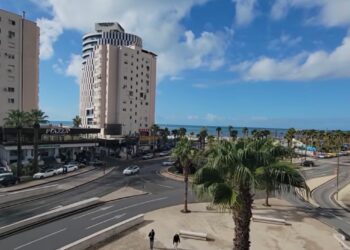 Javët e dhunshme goditën turizmin, anulohen rezervime nga të huajt në Durrës!
