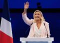 Marine Le Pen shpall kandidaturën për presidente të Francës, synon të përfitojë nga pakënaqësia qytetare