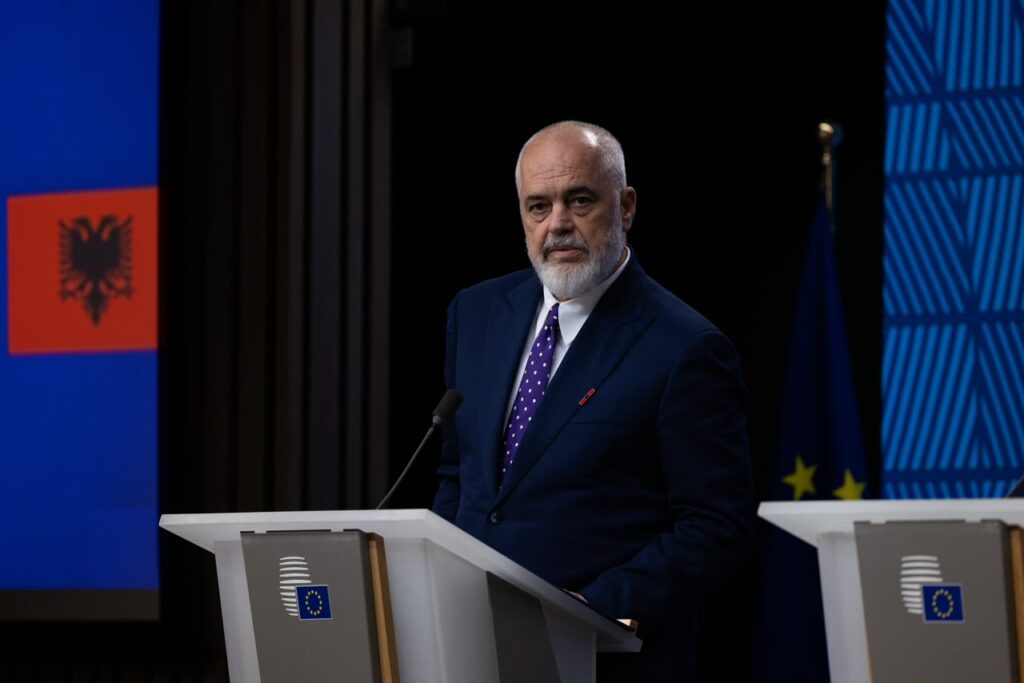 Rama  Buxheti 2027 historik  do prekë tavanin e 10 miliardë eurove  Rishpërndarje më tepër nga 