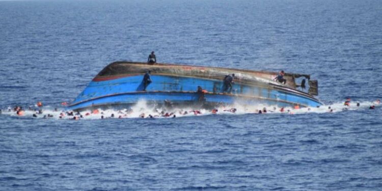 Përmbyset një anije në afërsi të Xhibutit, OKB: 139 emigrantë të vdekur dhe 84 të zhdukur -