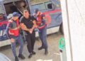 U arrestua pas denoncimit të të miturave për ngacmim e përndjekje, këngëtari Erind Xhaferi del për masë para Gjykatës së Fierit