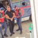 U arrestua pas denoncimit të të miturave për ngacmim e përndjekje, këngëtari Erind Xhaferi del për masë para Gjykatës së Fierit