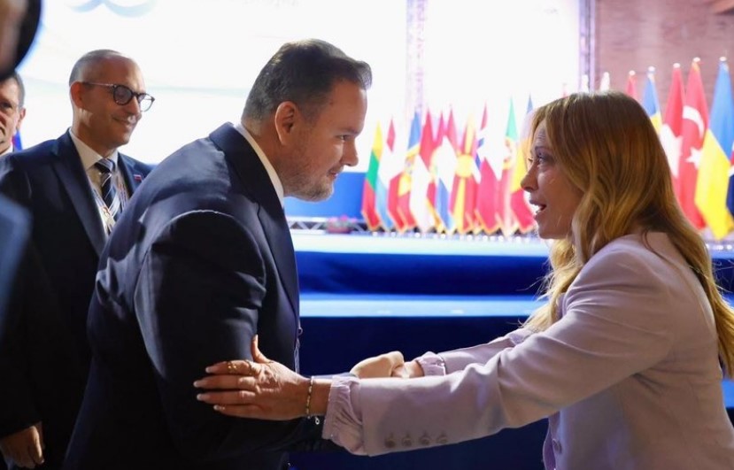  Masa shtesë për ta parandaluar   Ministri Demo mesazh nga Italia  Liria e protestës është e drejtë kushtetuese  por dhuna nuk justifikohet 