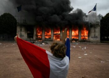 Macron: Zemërim dhe turp! Kush ka shkatërruar duhet të paguajë dhe të dëmshpërblejë