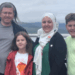 Gafa e Britanisë ndaj familjes siriane: Ministria e Brendshme: Merrni 3 mijë paund dhe ikni në Shqipëri!