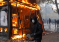 Investigimi i Fox News: Si koordinohen protestat nga Parisi në Tiranë, planifikohen ‘valë’ të reja…