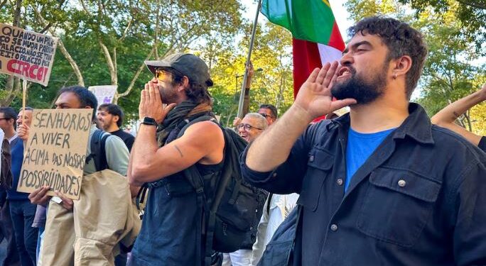 Policia portugeze zbraz kampin e protestës në Lisbonë, arrestohen 25 persona