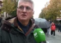 Gjekmarkaj sqaron përplasjet në protestë: Janë 20-30 neomarksistë të Arlind Qorit, studentët nuk janë kundër PD-së