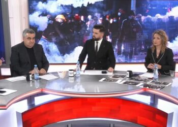 “Gurët janë armë e ftohtë në duart e protestuesve”- Ministri Gonxhja: Nuk e ktheni dot bulevardin në tortë pavarësie! Pamjet janë të qarta