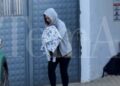 GJKKO i pezulloi dënimin, ja momenti i lirimit të Greta Gjocit nga Burgu i Pojskës! Në krahë mban foshnjën e saj, familjarët falënderojnë…