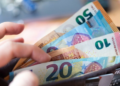 Euro bie përsëri, i afrohet kufirit të 91 lekëve