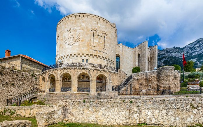 Britannica   Shqipëria ndër shekuj  nga e kaluara e trazuar te perspektiva evropiane