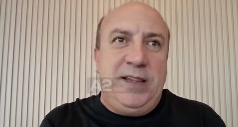  Ishte dita e Tiranës   Pas fitores në derbi  rishfaqet Indrit Fortuzi  ish sulmuesi bardheblu me  look  të ri  E dominoi  e shoh pretendente për Europën