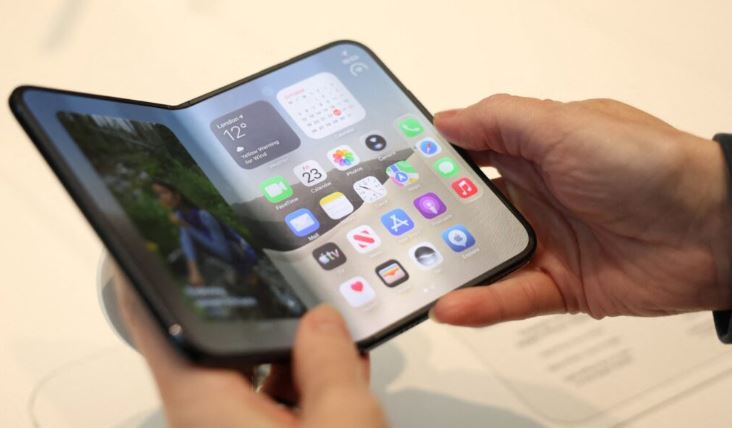Apple prezanton iPhone e parë të palosshëm për një çmim prej 2 mijë dollarësh