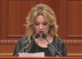 “Shpopullimi plagë që nuk lindi sot, por para Reformës së 2014”- Luarasi: Harta territoriale nuk shuan zjarret dhe s’ndez dritat e rrugëve!