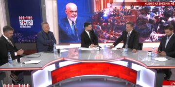 “Qytetarët nuk duan Berishën në protestë”- Aktivisti Qiraxhi debat me nënkryetarin e PD: E vjetra na ka zënë rrugën!