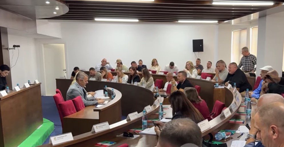 Rritet tarifa e kopshteve publike në Lezhë  Këshilli Bashkiak merr vendimin  Familjet do paguajnë 220 lekë në ditë për ushqimin e fëmijëve