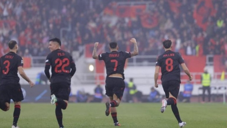 Sfida direkte me Finlandën  kuqezinjtë kërkojnë mbështetje dhe një stadium të tejmbushur  Luhet për vendin e parë në Ligën e Kombeve