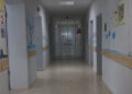 Helmimi i 11 fëmijëve në kopshtin e Korçës, flet nëna e një prej të miturve: Enët mund të kenë qenë të palara