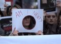 Protestë në Kosovë në mbrojtje të grave, kërkohet llogaridhënie nga institucionet përgjegjëse pas vrasjes në Pejë