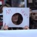 Protestë në Kosovë në mbrojtje të grave, kërkohet llogaridhënie nga institucionet përgjegjëse pas vrasjes në Pejë