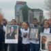 “Vrasja e grave, urgjencë kombëtare”- Protestë në Kosovë pas vrasjes së Arlinda Zekajt nga kunati i saj, hidhen fishekzjarrë drejt godinave të Prokurorisë e Policisë