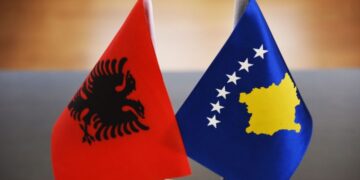 Buxheti i Shqipërisë mbi dyfishin e Kosovës, zgjerohet edhe diferenca në PBB