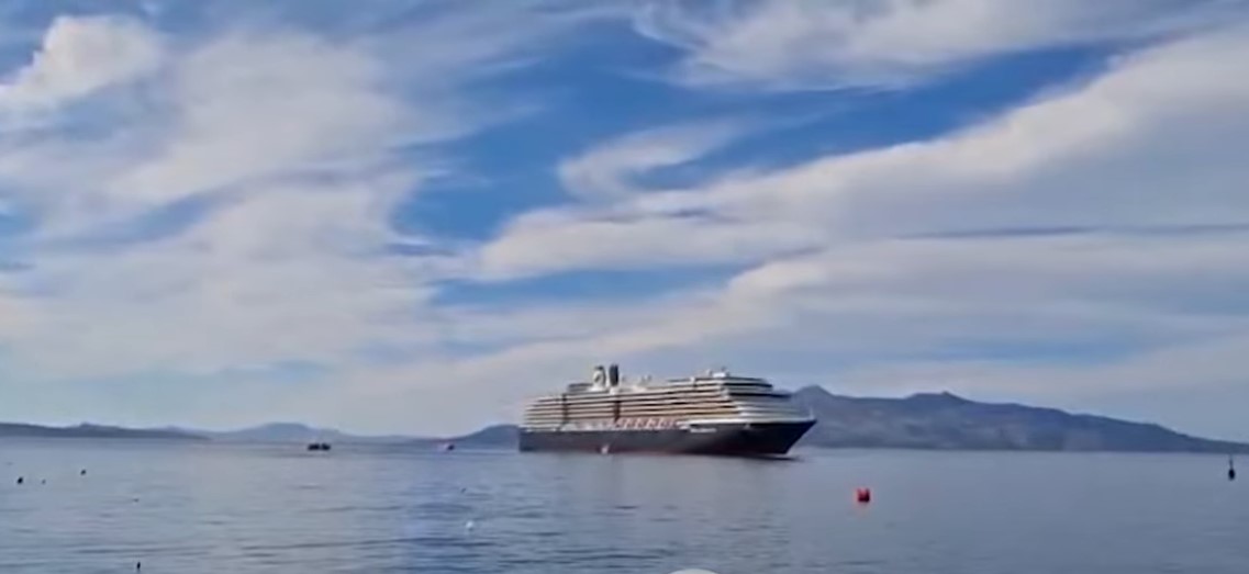 Dimri po vjen  por në Sarandë vijon sezoni  1900 turistë zbresin nga kroçera  Oosterdam   Ja 6 destinacionet shqiptare që do vizitojnë  VIDEO 