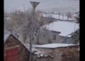 Përkeqësohet moti, temperaturat në ‘pikiatë’! Në zonat malore të Kukësit nisin reshjet e borës