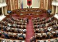 Kuvendi mblidhet për shqetësimet e qytetarëve, por vëmendjen e marrin protestat dhe SHISH! Berisha akuza Qeverisë, Peleshi: Seanca e rëndësishme