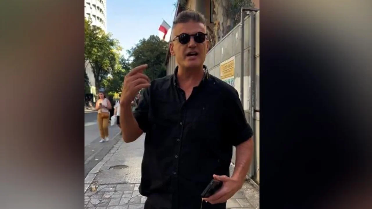 Bledi Mane reagon pas sulmit nga protestuesit  Më goditën edhe me gurë  më ndoqën rreth 30 persona