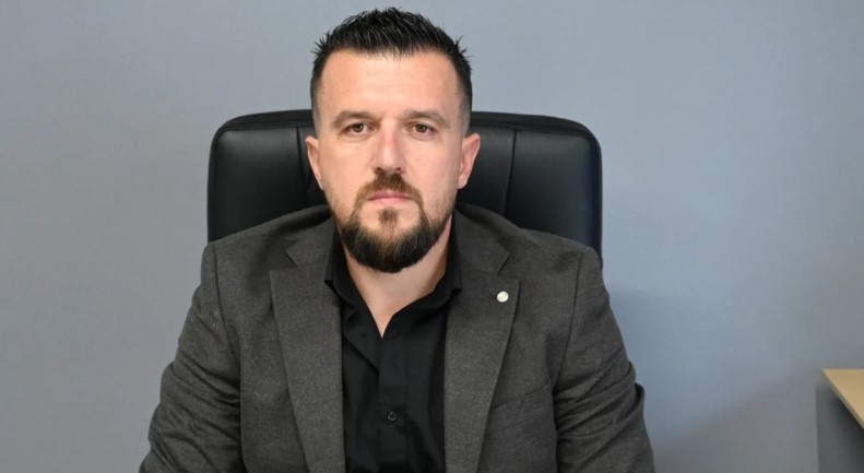 Vetëm dy muaj në krye të Ujësjellës Kanalizimeve  drejtori largohet nga detyra  ja kush e zëvendëson 