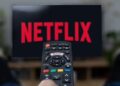 “Netflix” hyn fuqishëm në futboll, siguron të drejtat e Botërorit 2030, do të transmetojë të 104 ndeshjet