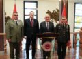 “Bashkëpunim në modernizimin e ushtrisë”- Ministri Nufi vizitë zyrtare në Ankara, takohet me homologun turk: Vijojmë partneritetin strategjik