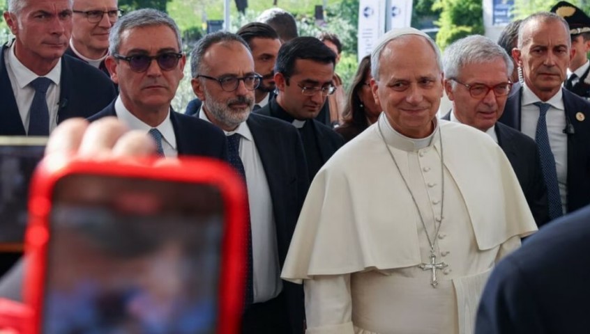 Papa Leoni XIV dhe kanceri i mushkërive te joduhanpirësit  çfarë duhet të dimë