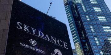 Marrëveshje historike në Hollywood: “Paramount” përmbyll blerjen e “Warner Bros” për 110 miliardë dollarë!
