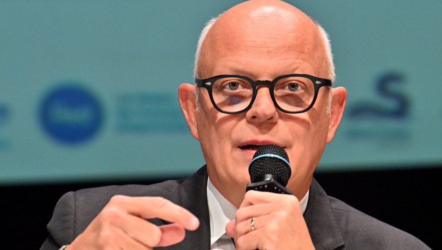 Kandidati për president dhe ish kryeministri francez merret në pyetje nga autoritetet gjyqësore