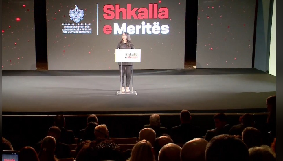  Sfida jonë  meritë brenda sistemit   Reformë në Administratën Publike  Pirdeni  Performanca do të përcaktojë ngritjen në karrierë  shkallë merite 