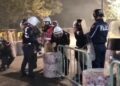 Dhuna në protestë, përfundojnë të lënduar te Trauma 2 efektivë policie dhe 4 të rinj! Paraqiten në gjendje të mirë shëndetësore