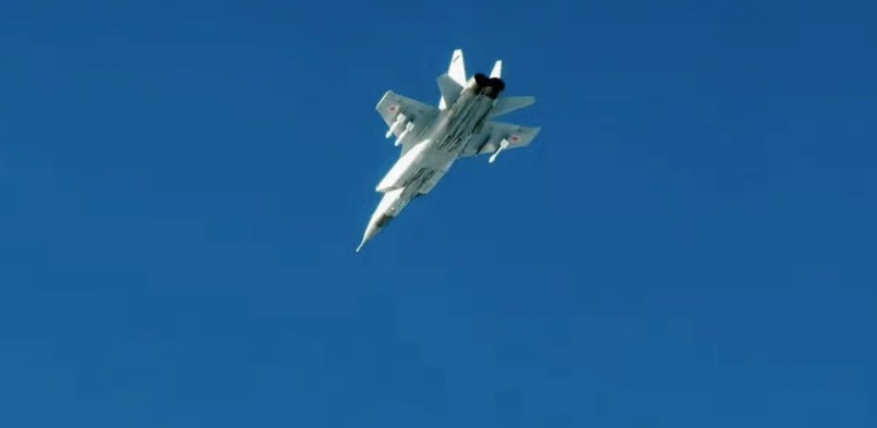 Tensione në rritje  Polonia mbyll dy aeroporte pas sulmeve ruse në Ukrainë  NATO aktivizon avionët luftarakë 